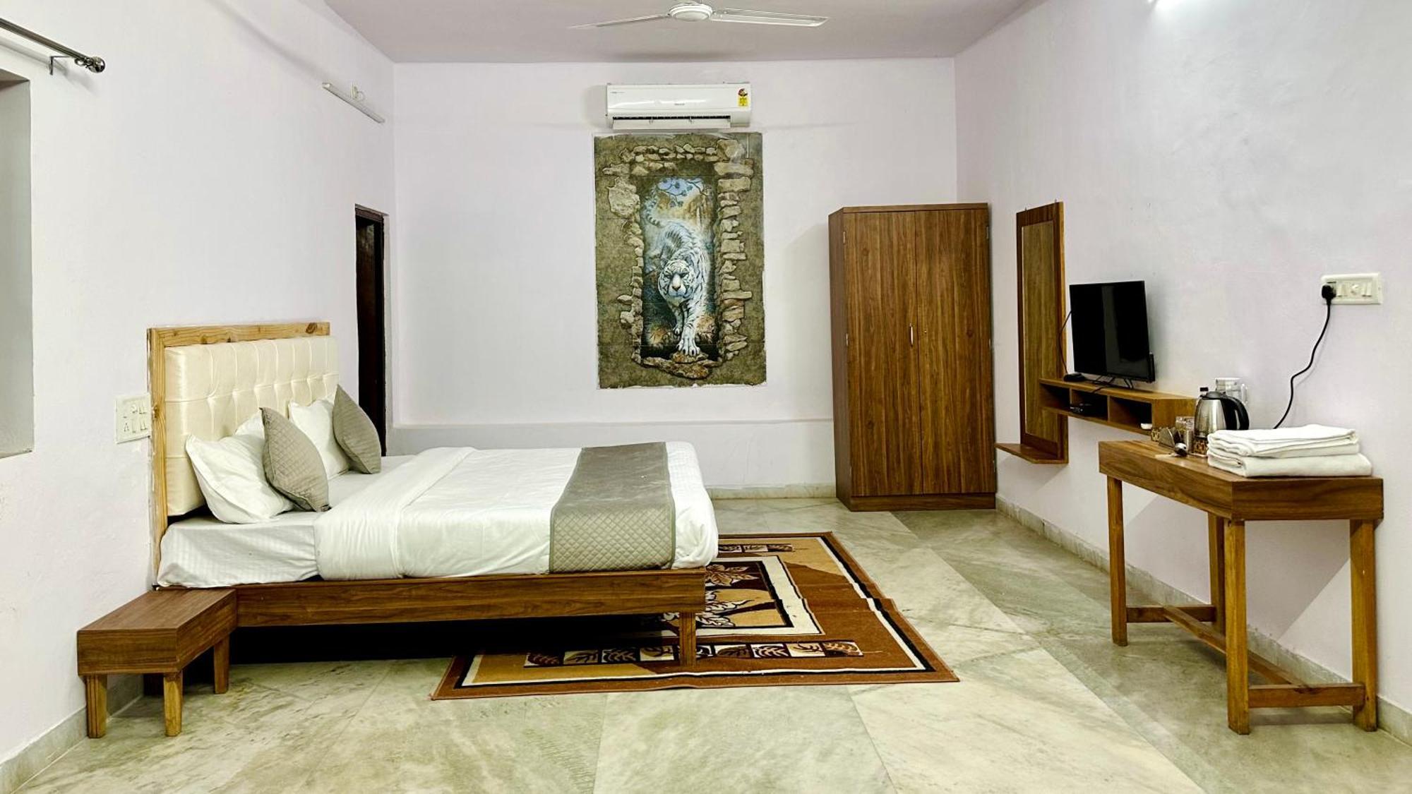 The Burj Resort Luxurious Stay Udaipur Dış mekan fotoğraf