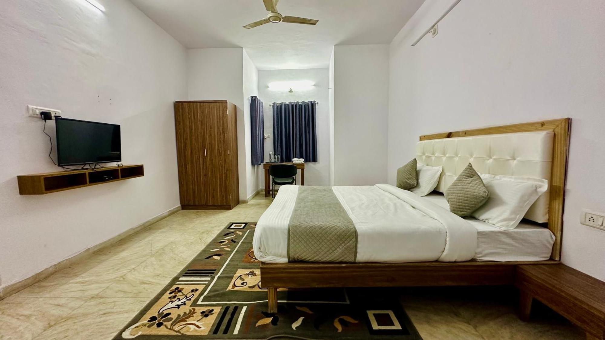 The Burj Resort Luxurious Stay Udaipur Dış mekan fotoğraf